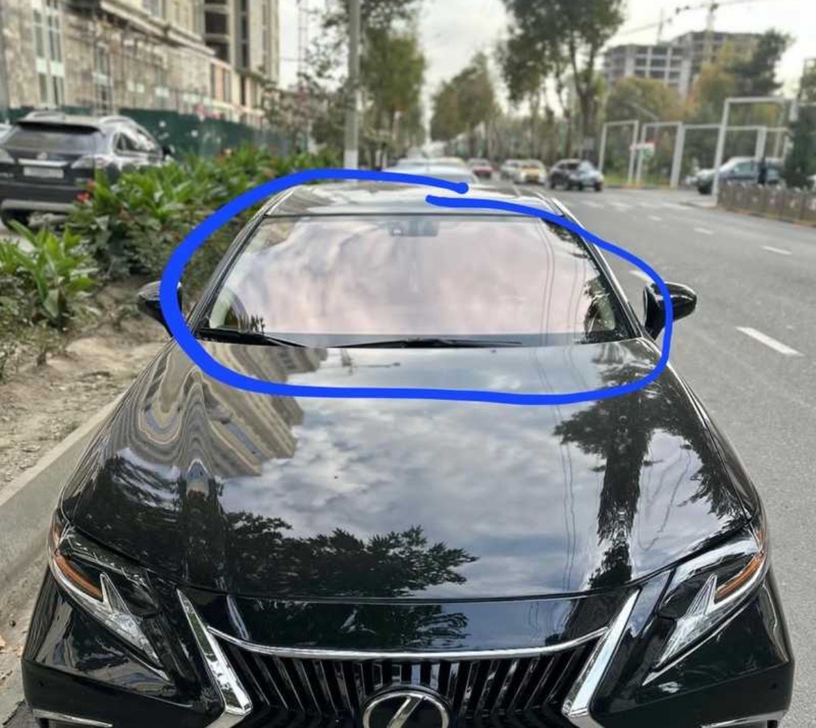 Лобовое стекло йодовое на Lexus ES, Душанбе