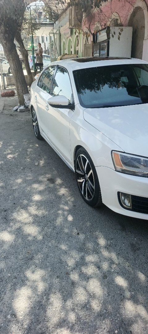 Volkswagen Jetta, 2011, Пенджикент