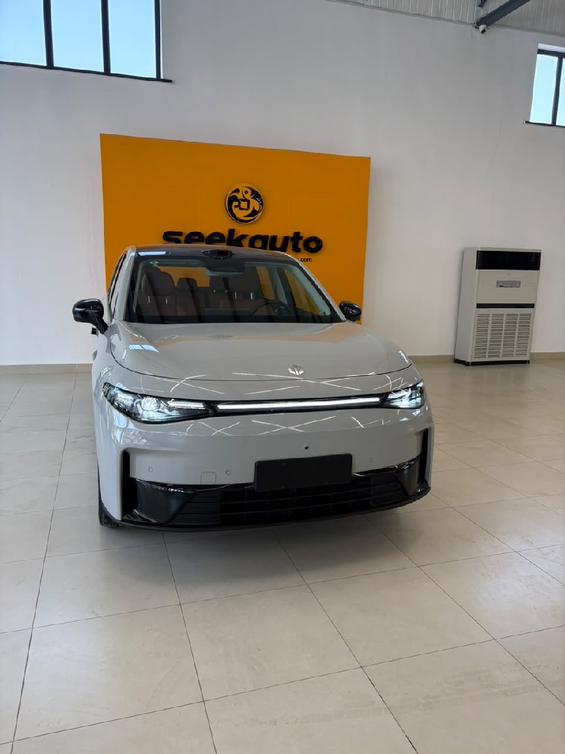 Leapmotor C10 