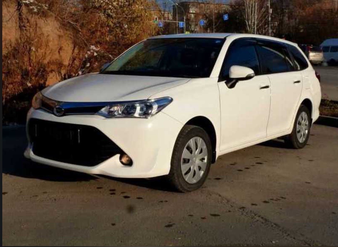 Стекла на Toyota Fielder, Душанбе