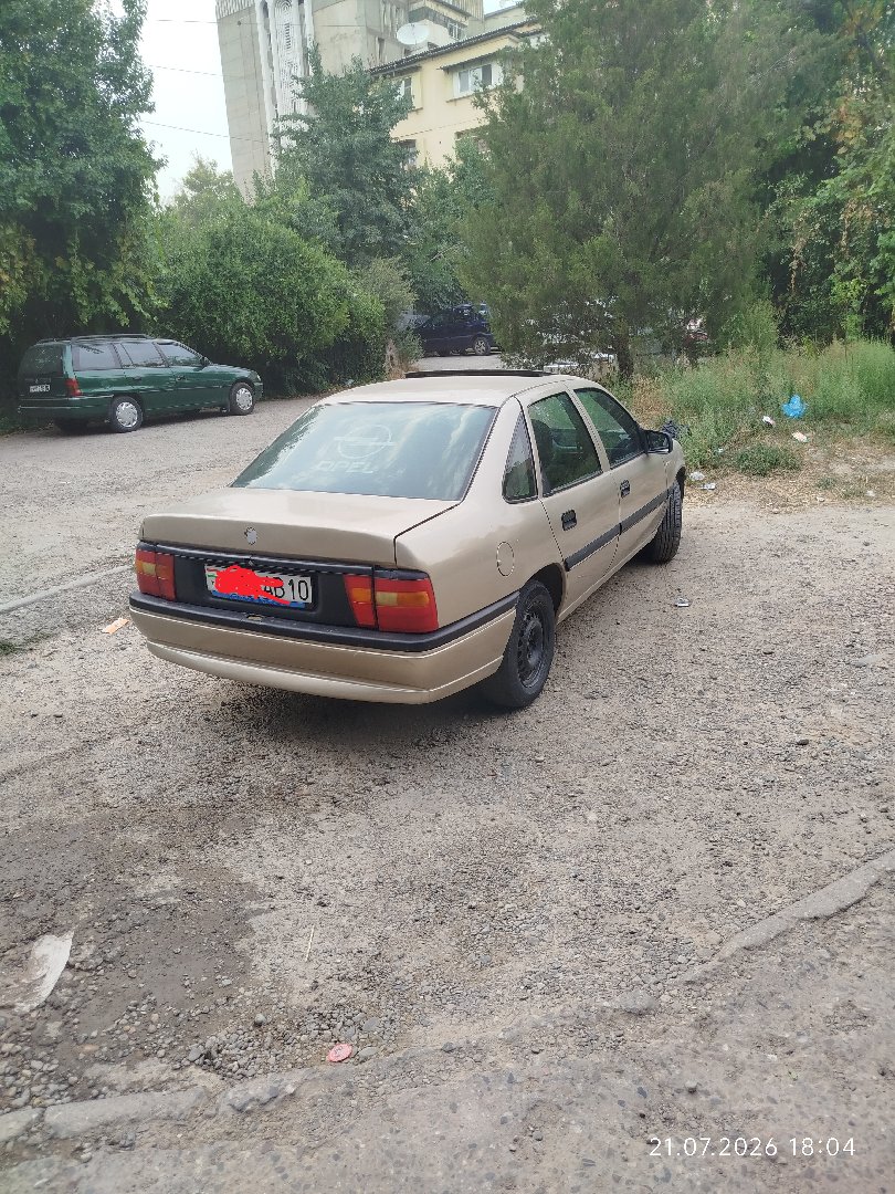Opel Vectra A, 1993, Душанбе