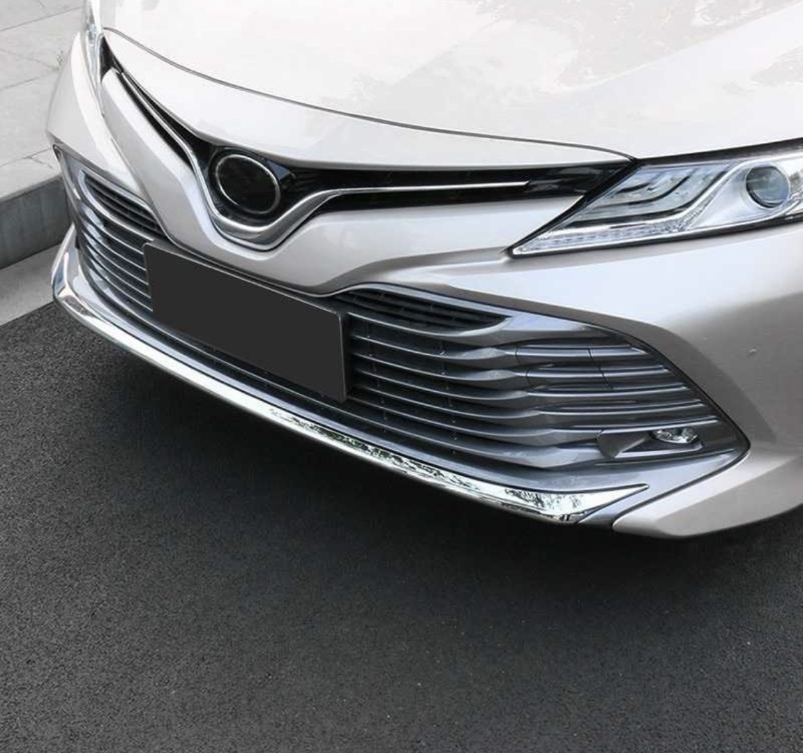 Подкрыльники Передний на Toyota Camry 6, Душанбе