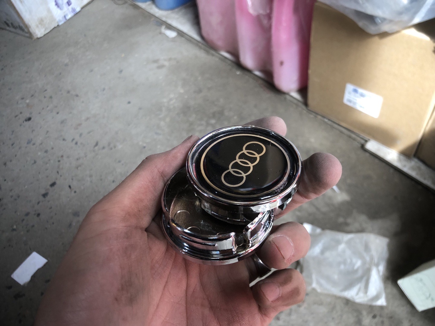 заглушки литых дисков) Audi., Душанбе