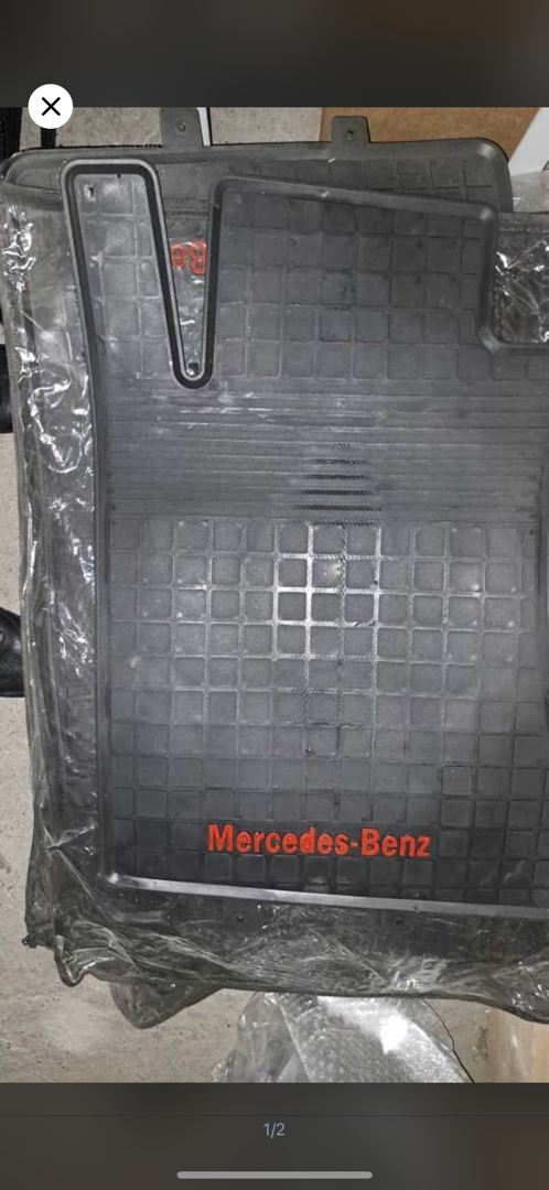 Полик для Mercedes Benz, Душанбе