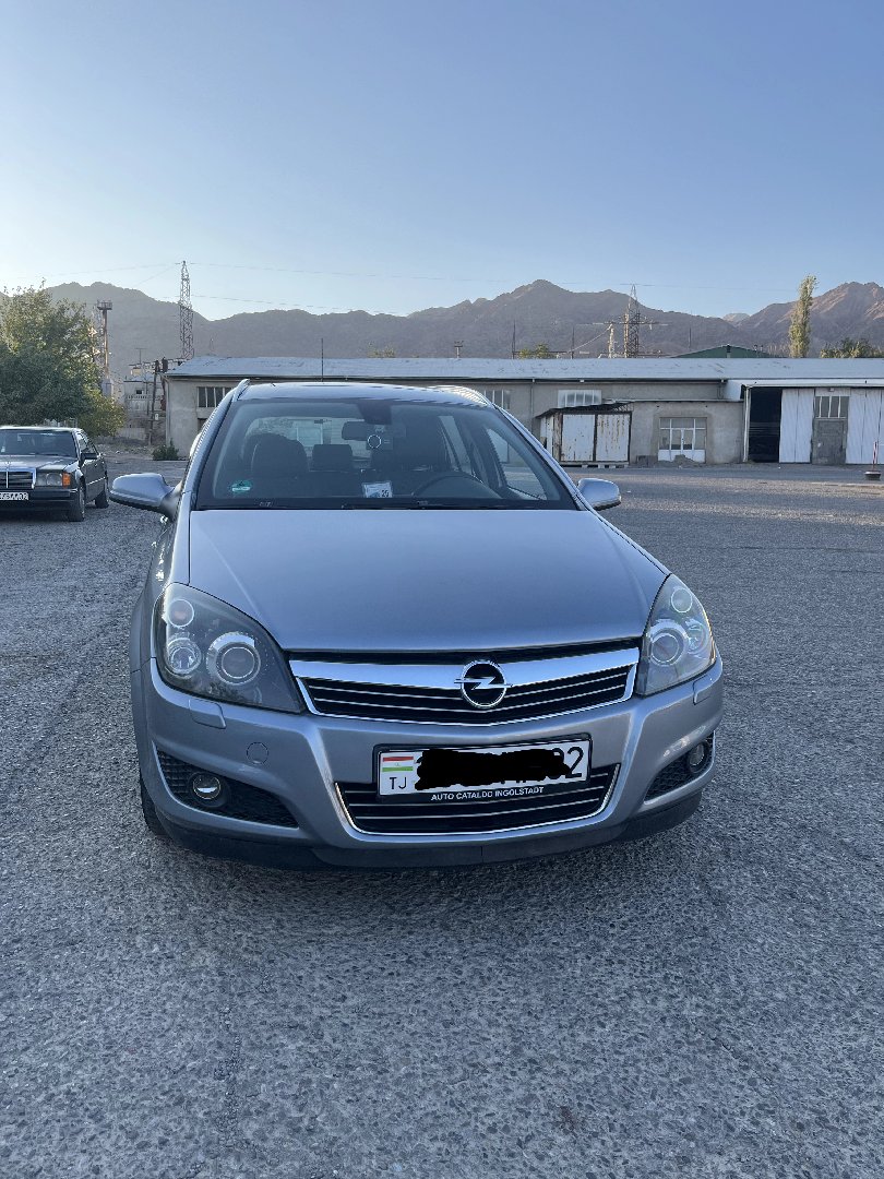 Opel Astra H