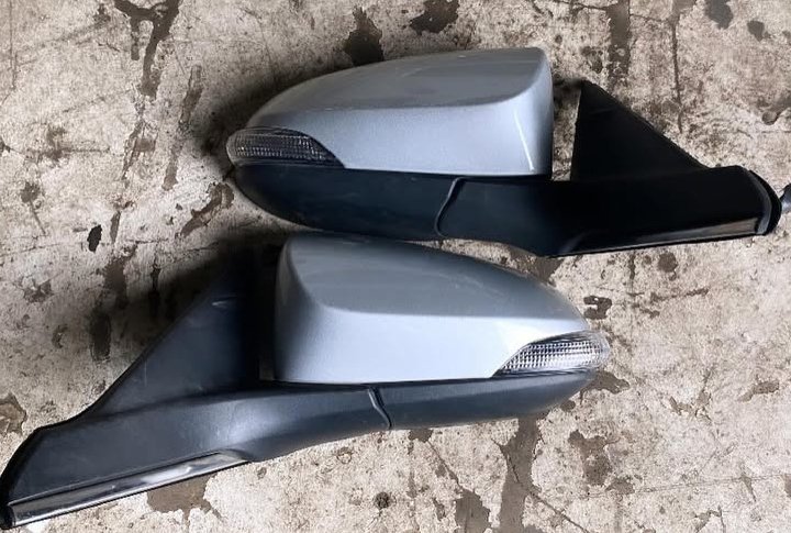 Задний вид окна боковой для Toyota camry 5, Душанбе