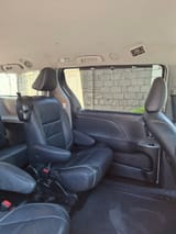 Toyota Sienna 2016 — фото 14 из 14