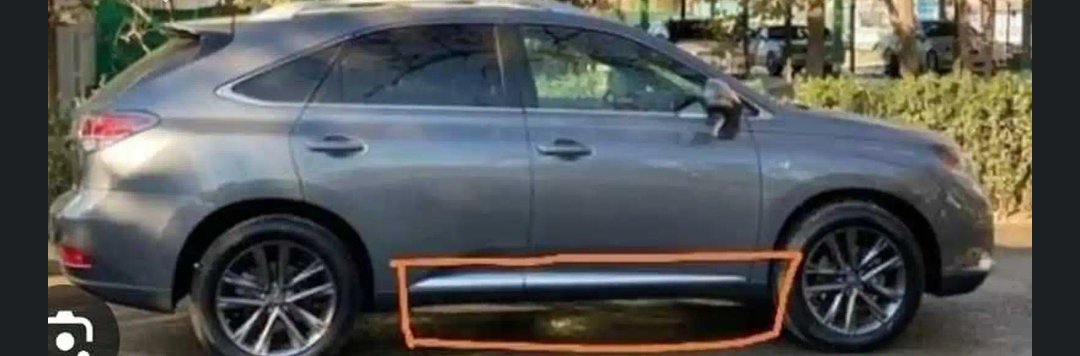 Молдинг двери на Lexus, Душанбе