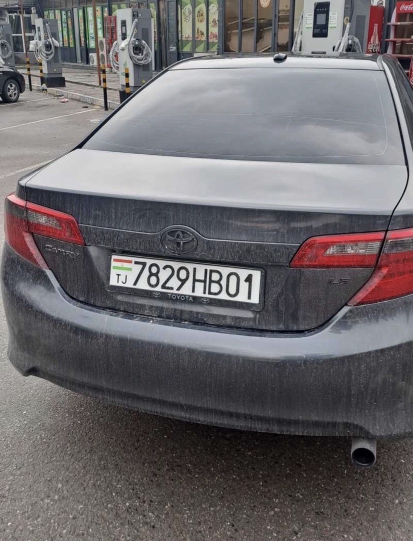 Спойлер багажа от Toyota Camry 3, Душанбе