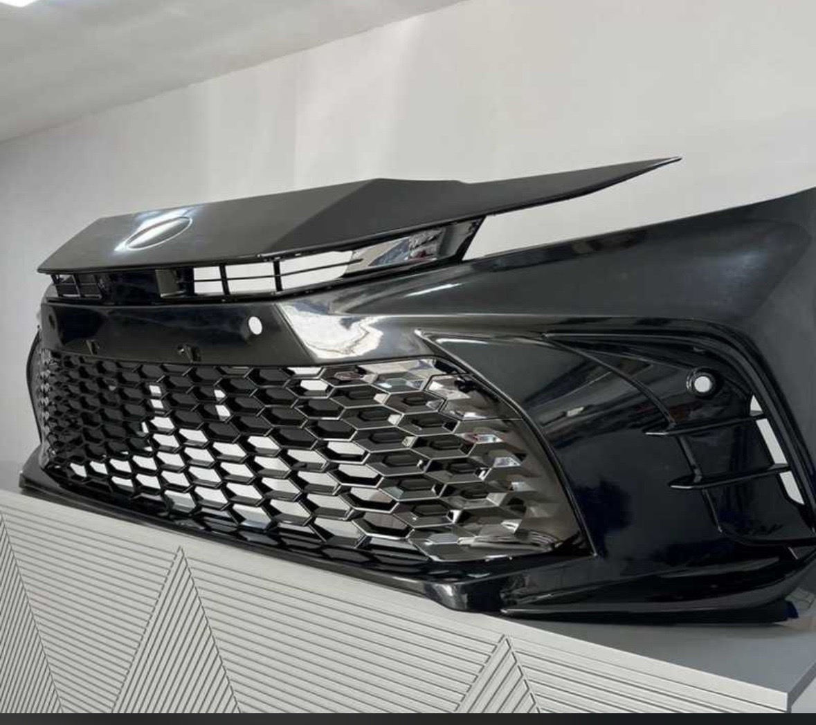 Передний Бампер Toyota Camry, Душанбе