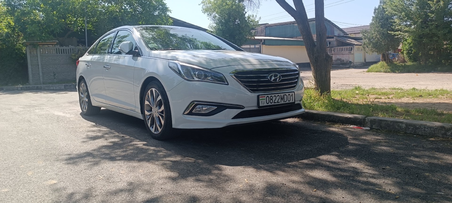Hyundai  Sonata