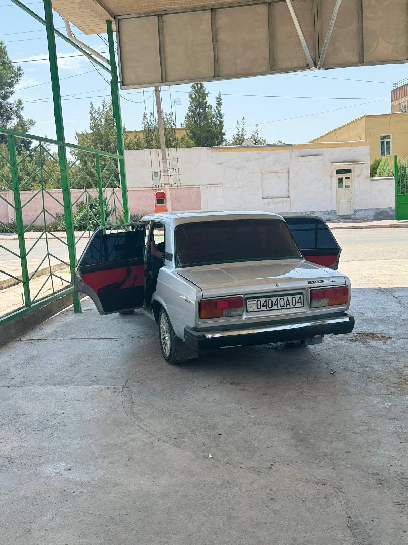 Lada 2107