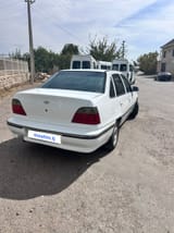 Daewoo Nexia 1994 — фото 4 из 6