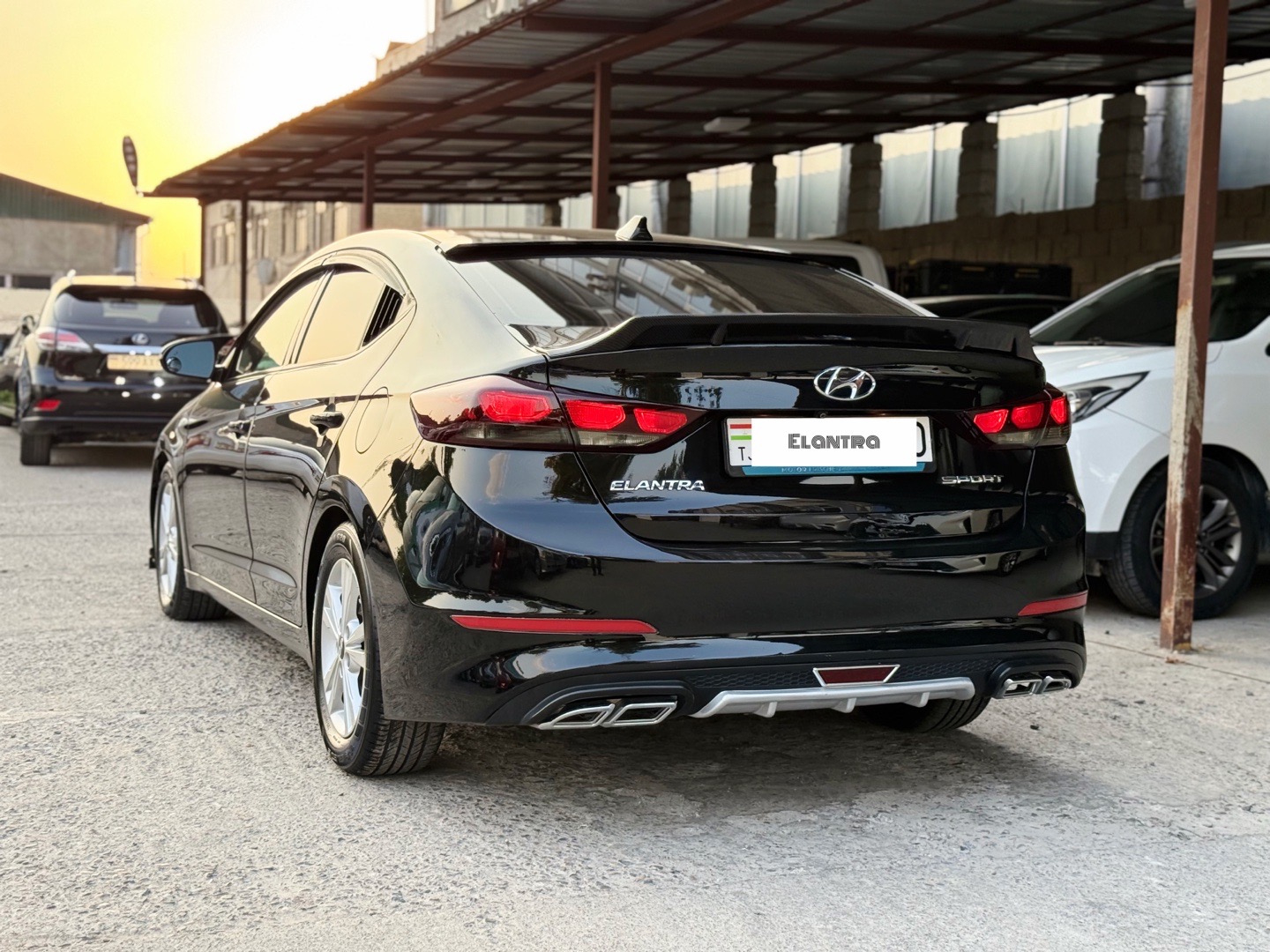 Hyundai Elantra, 2017, Душанбе