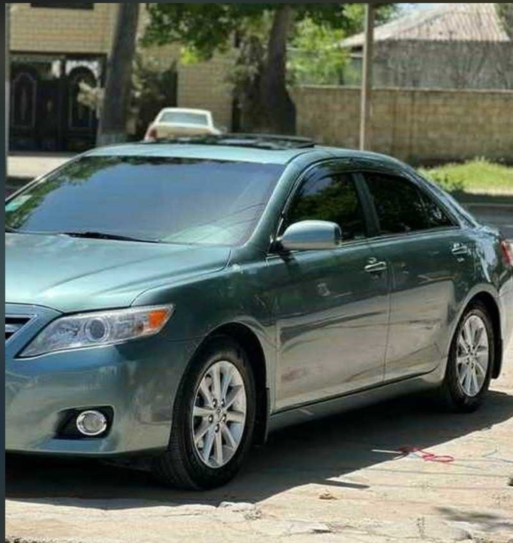 Передний бампер на Toyota Camry 2, Душанбе