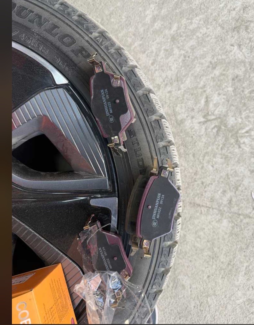Задние тормозные колодки от Toyota BZ3, Душанбе