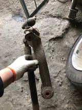 Рычаг нижний сечка — фото 1 из 2