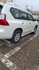 Toyota Land Cruiser Prado 2010 — фото 3 из 3