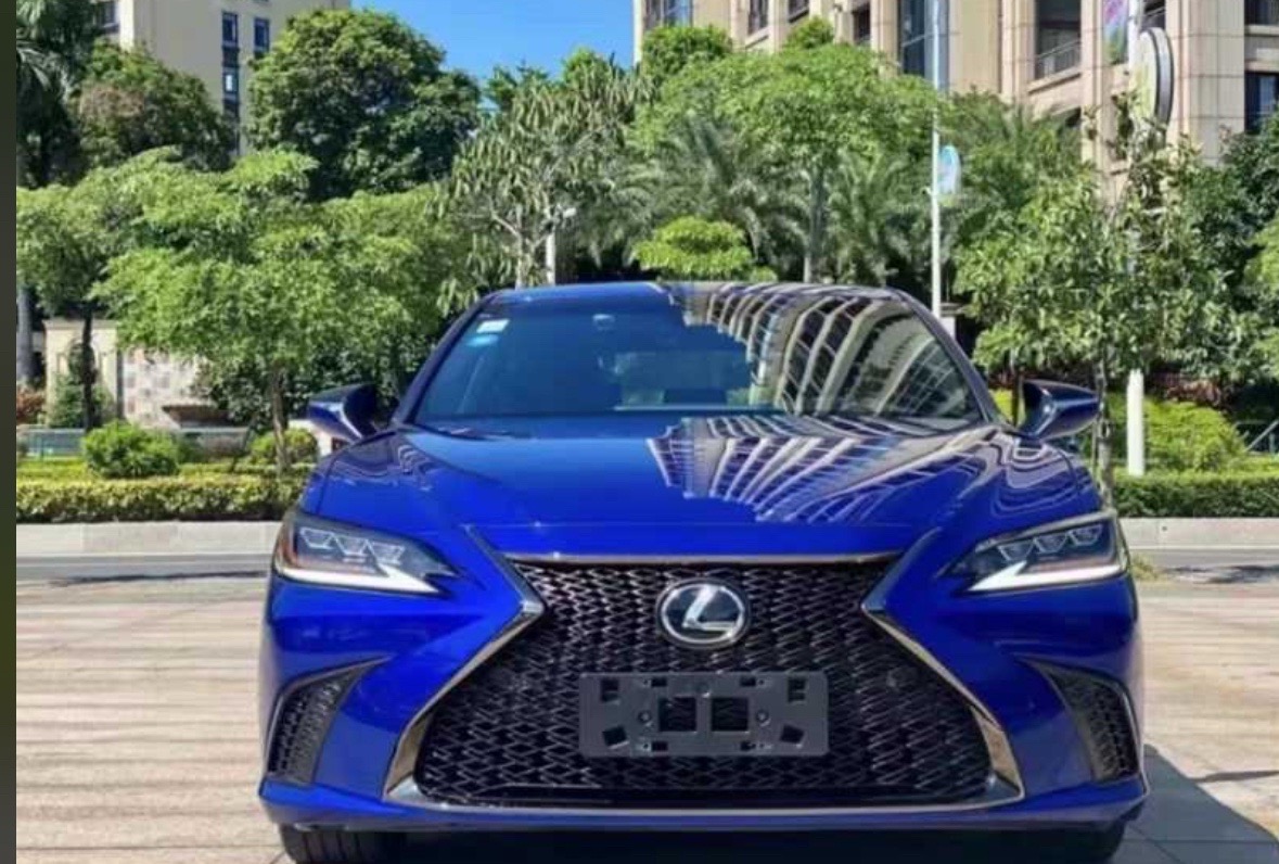 Бампер от Lexus Es, Душанбе