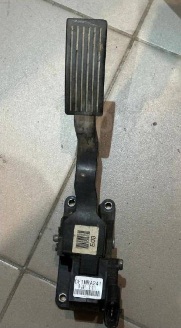 Педаль газа Hyundai Porter 2010, Душанбе