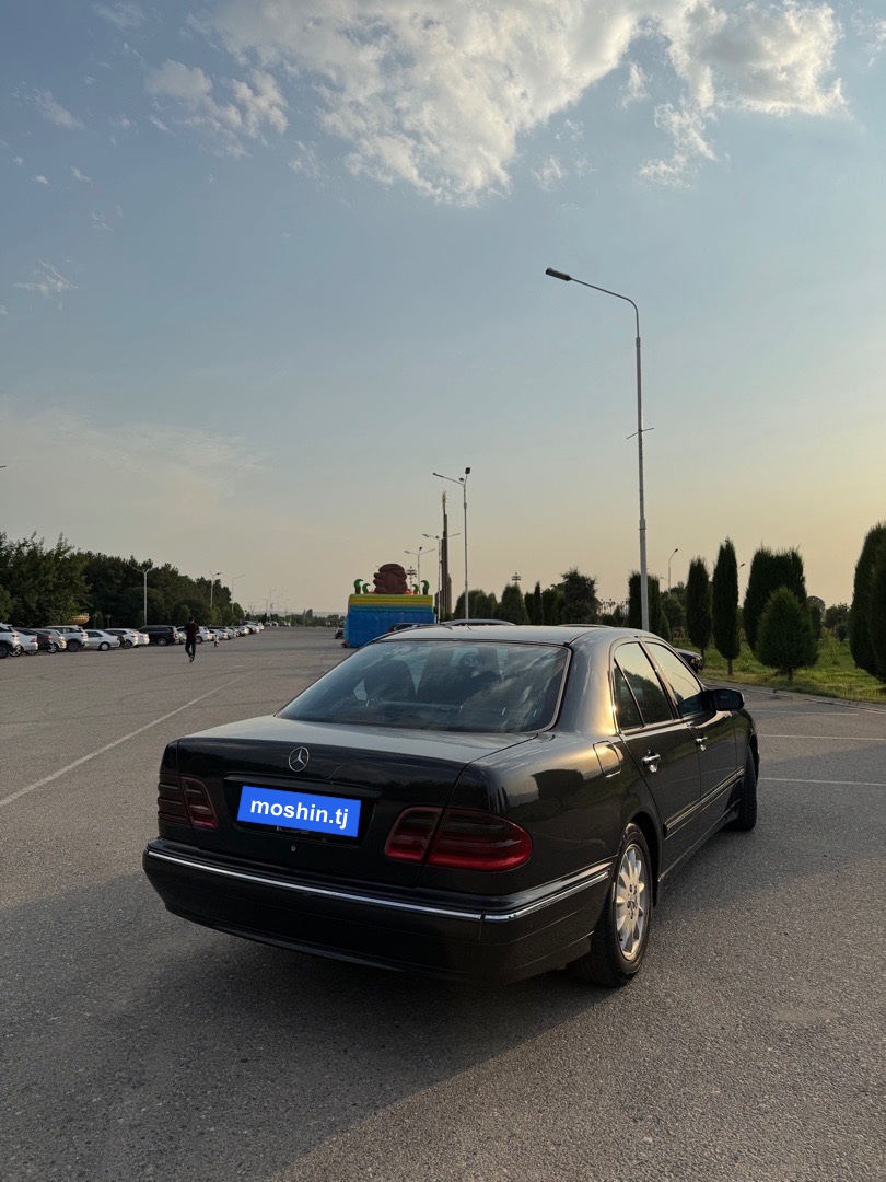 Mercedes-Benz E class, 2001, Худжанд