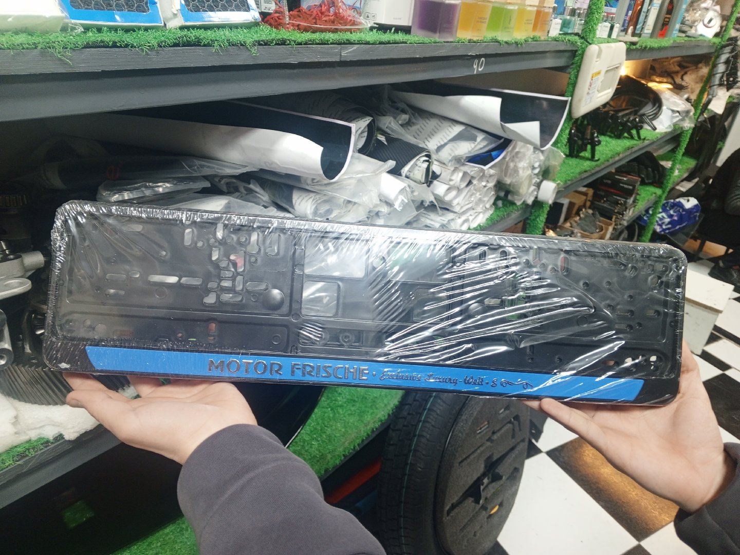 поставка для номера авто, Душанбе