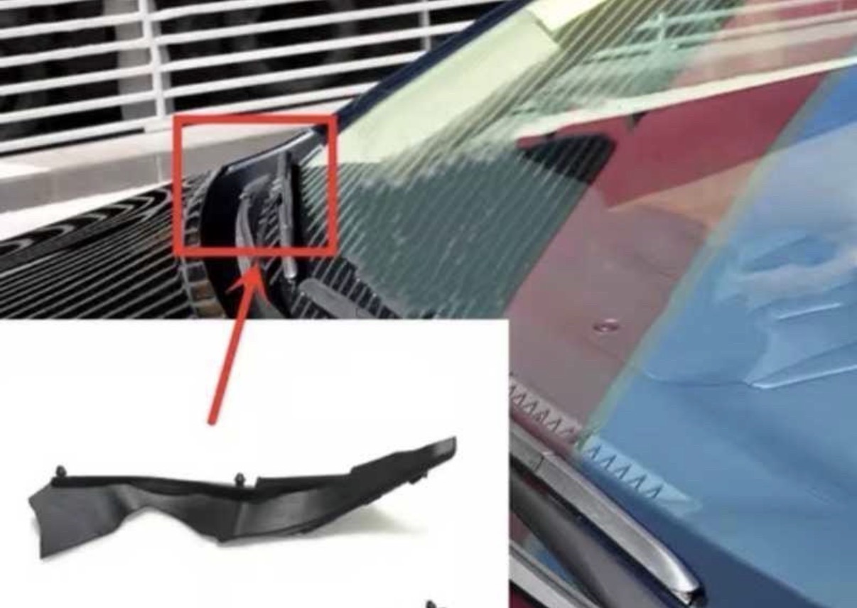 Накладка на лобовое стекло от Toyota Camry 4, Душанбе