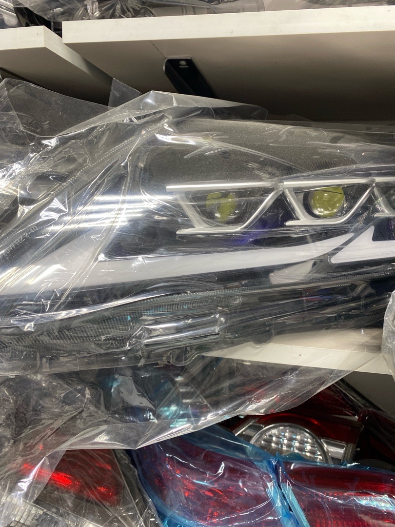 Фары Camry 70 (3 линзы, LED), Душанбе