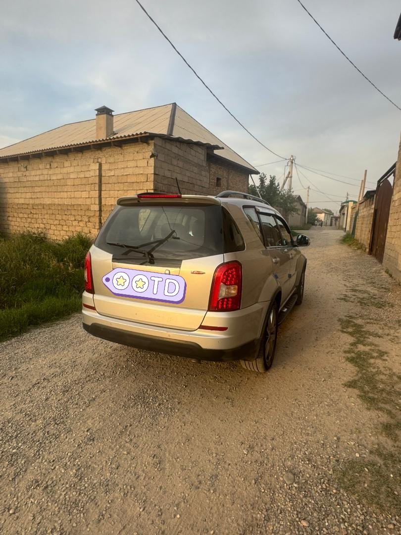 Ssang Yong Rexton, 2016, Душанбе